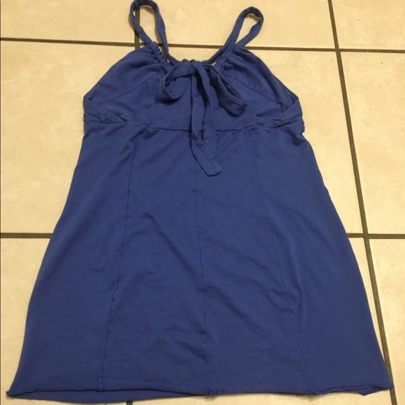 Blue tank top - Picture 3 of 7